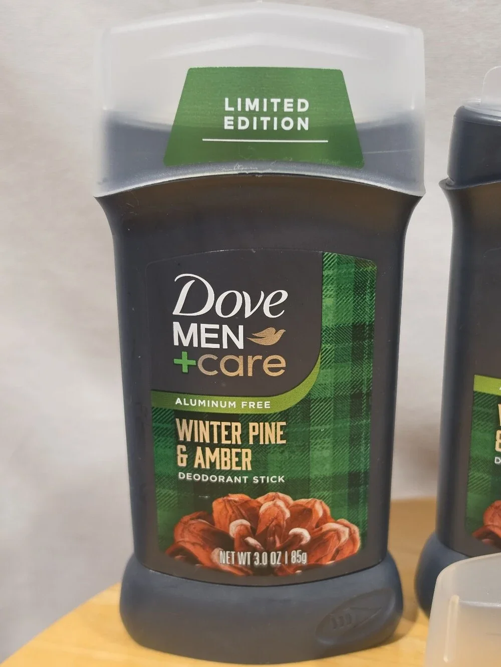 Dove Men+Care Winter Pine & Amber Deodorant 3 Pack Limited Edition